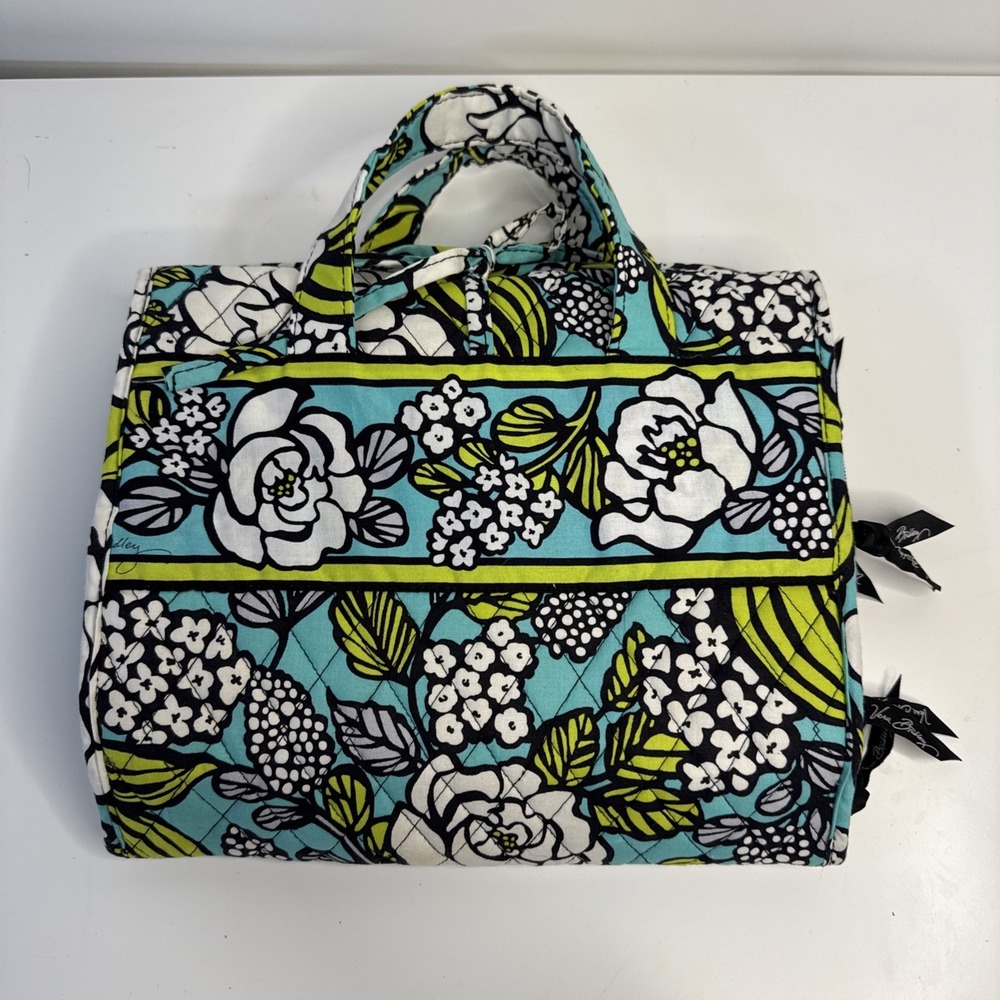 Vera Bradley Island Blooms Travel Toiletry Makeup Bag Retired Pattern